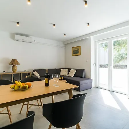 Lapad Bay Luxury דירה *